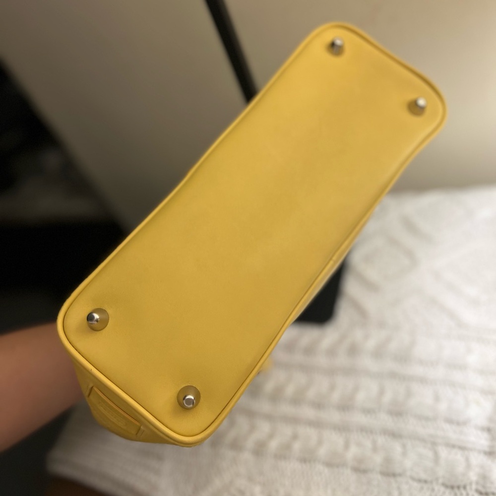 Vintage Coach Yellow Hamptons Bag 💛🧈 - Picture 7 of 17